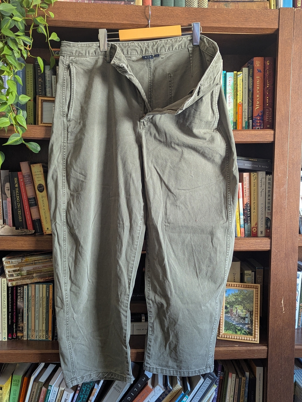 Olive Barrel-Leg Pants From GAP